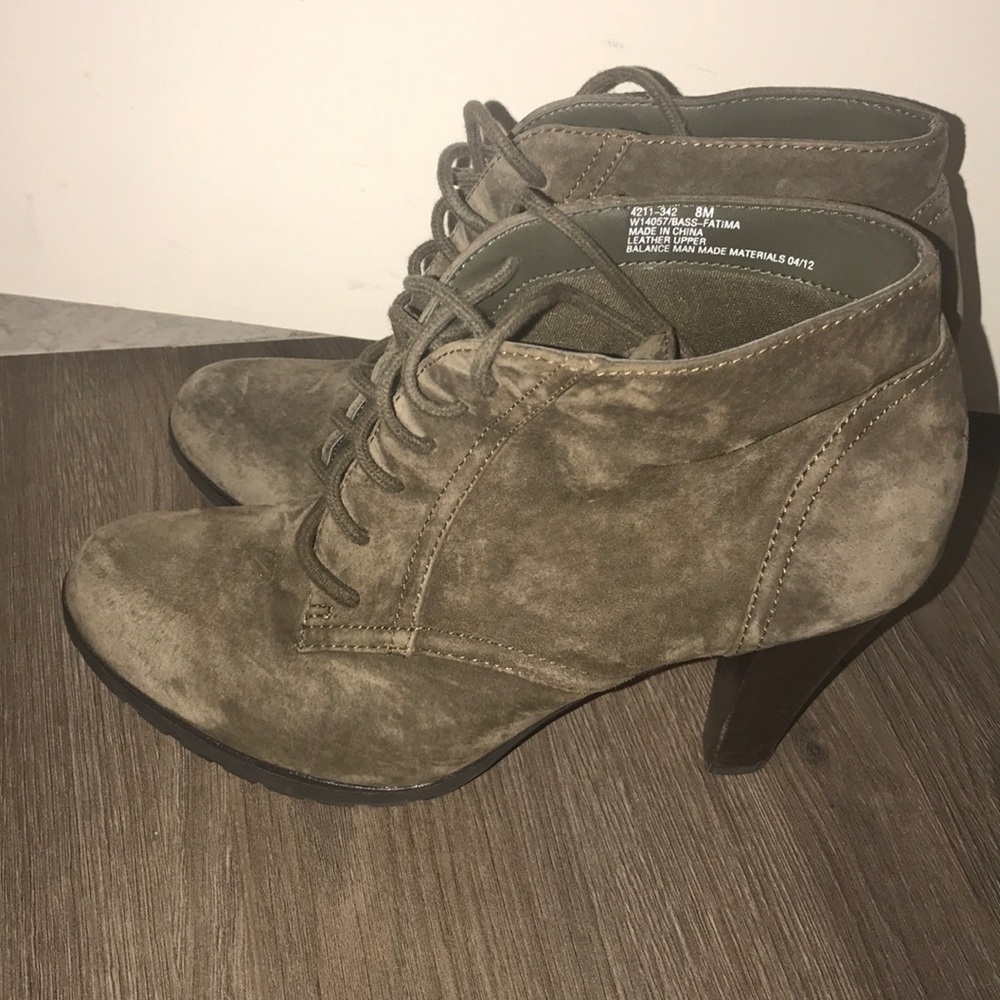 Booties - Picture 4 of 5